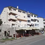 And Rakic Apartment *
